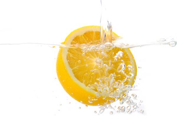 agua quente com limão 1
