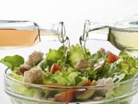 Benefícios do vinagre na salada