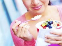 5 Dicas para fazer o iogurte gelado mais saudável