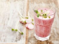 Conheça os melhores horários para tomar shakes saudáveis