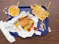 Como comer em restaurantes de fast-food sem engordar