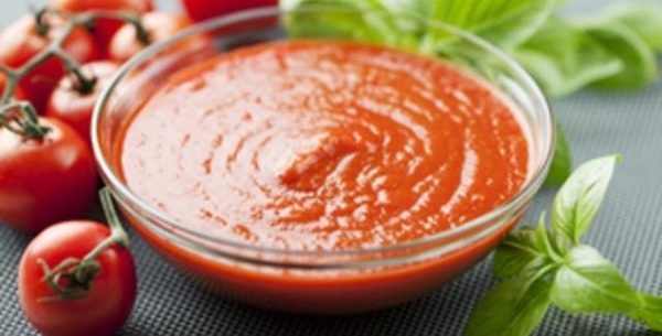 Suco de tomate x suco de laranja: Qual é o melhor?