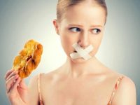 10 pensamentos que toda mulher tem durante uma dieta