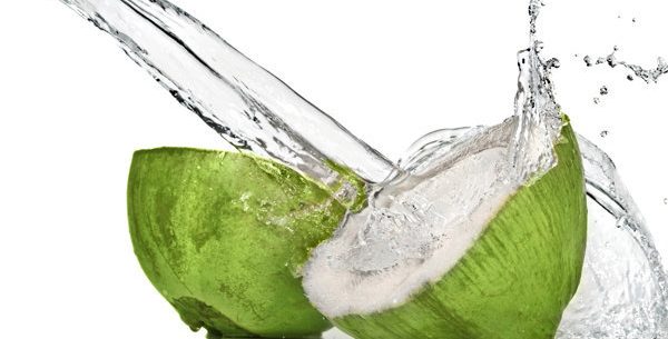 Benefícios da água de coco