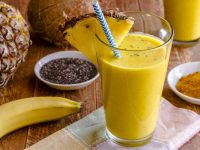Batida de abacaxi e semente de chia para perder peso