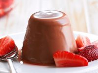 Panna cotta de chocolate simples e saudável