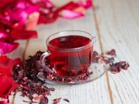 15 Benefícios do chá de hibisco para melhorar sua saúde e emagrecer